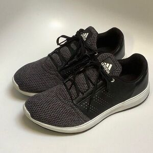 Adidas Men's Maduro 2 Black and Dark Gray Athletic Running Shoes Size 11